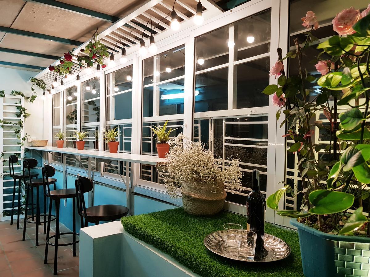 Flower Hostel Hanoi Bagian luar foto